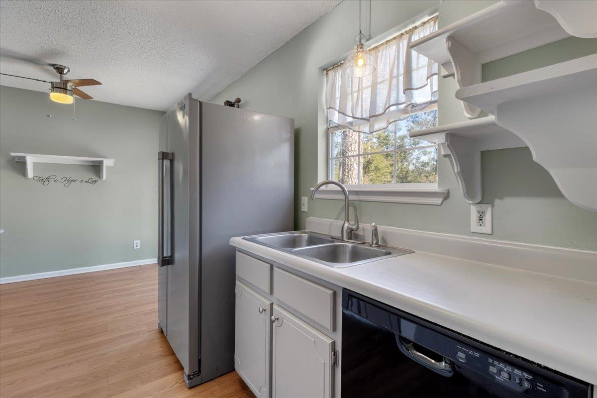 214 Marjorie Drive Perry, FL 32348 - Photo 11 of 37