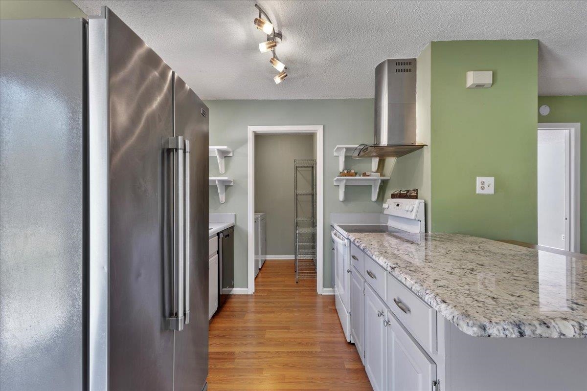 214 Marjorie Drive Perry, FL 32348 - Photo 10 of 37