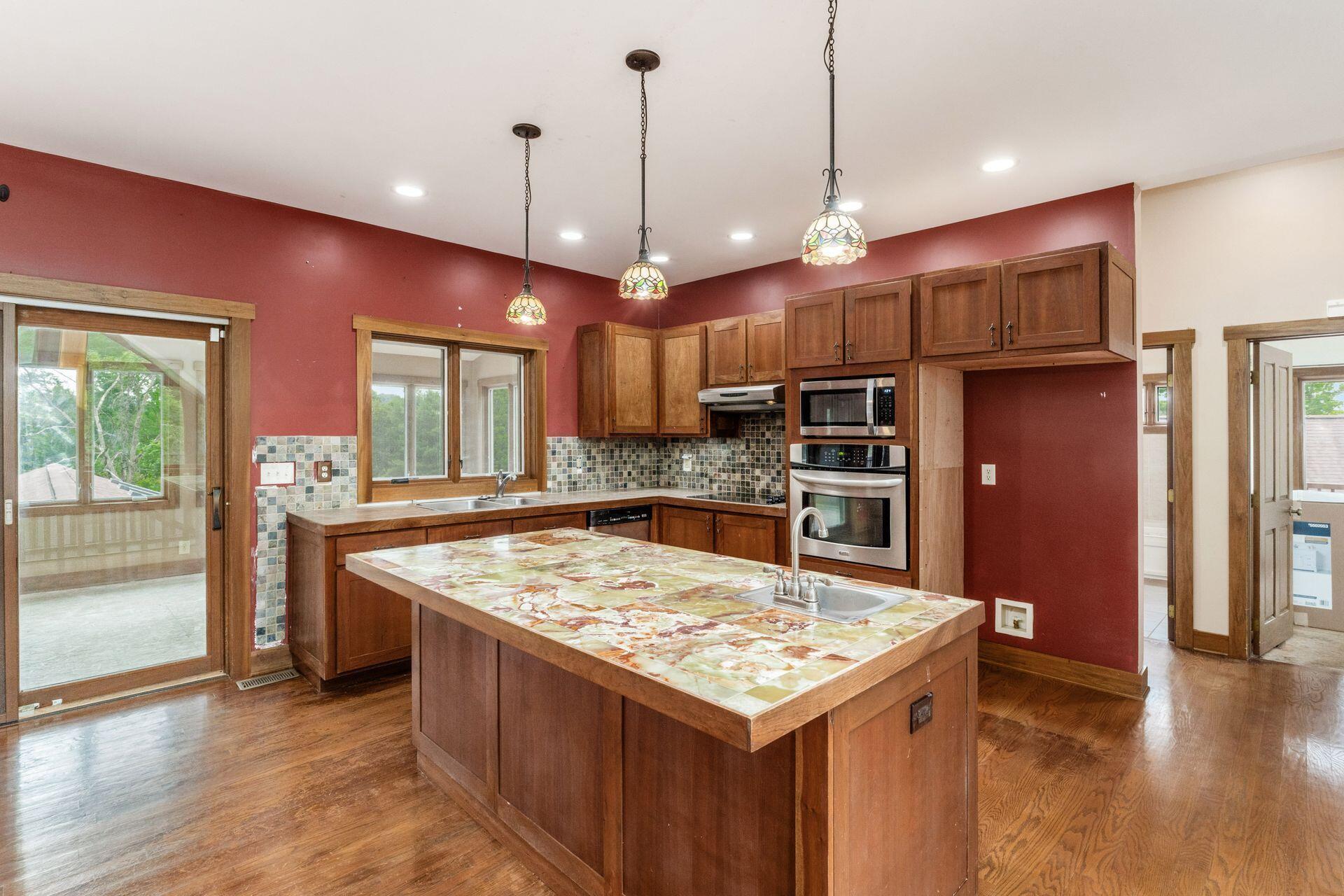 422 Debord Road Waverly, OH 45690 - Photo 15 of 57 Kitchen