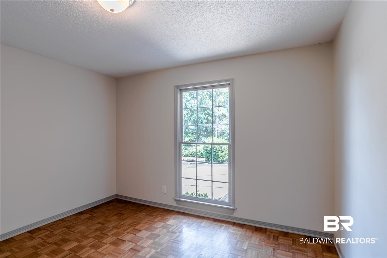 2881 Squire Lane Mobile, AL 36695 - Photo 15 of 38