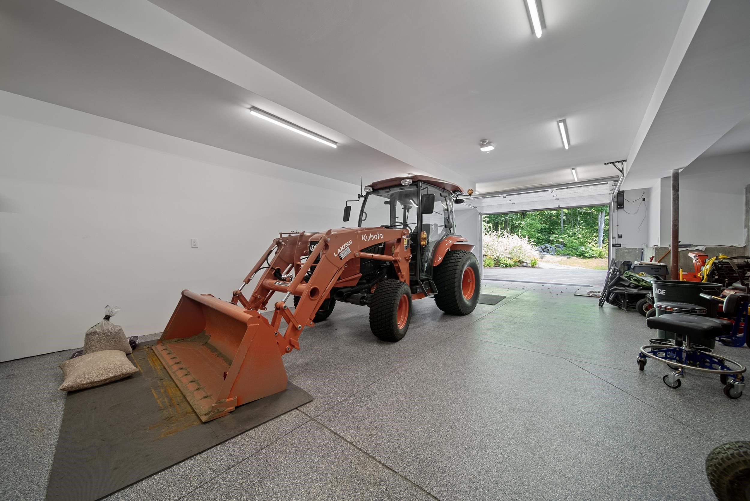 16 Lavender Lane Windham, NH 03087 - Photo 42 of 50