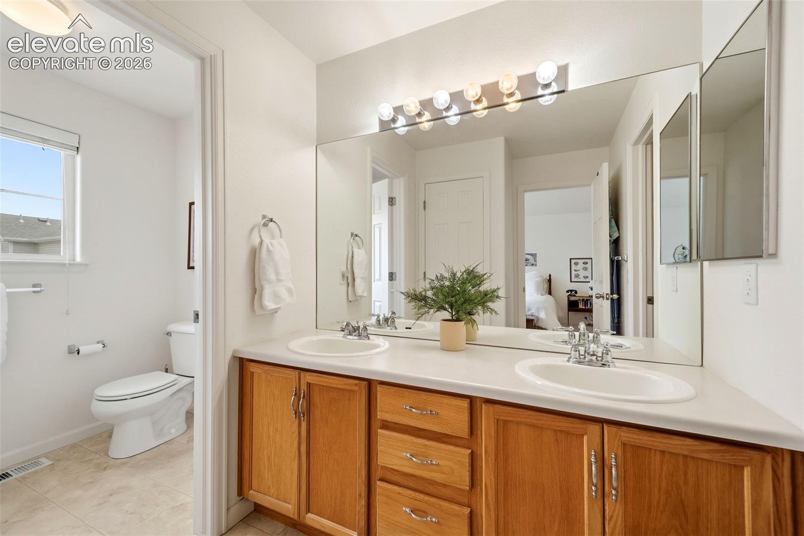 4011 Diamond Ridge View Colorado Springs, CO 80918 - Photo 29 of 39 Gallery Image 29