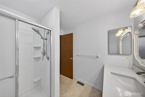 $550,000 | 2122 Fireside Lane, Oak Harbor, WA 98277