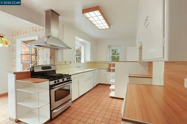 $2,795,000 | 204 El Camino Real, Berkeley, CA 94705
