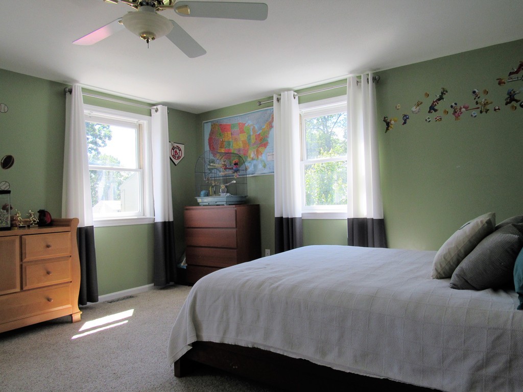 12 Hillcrest Road Dracut, MA 01826 - Photo 12 of 18