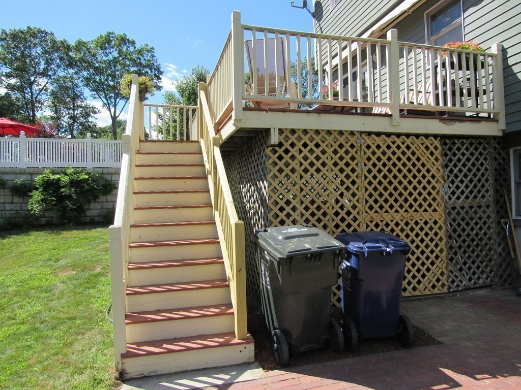 12 Hillcrest Road Dracut, MA 01826 - Photo 15 of 18