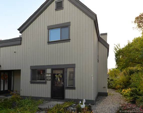 $205,000 | 44 Heritage Village, Unit F, Southbury, CT 06488
