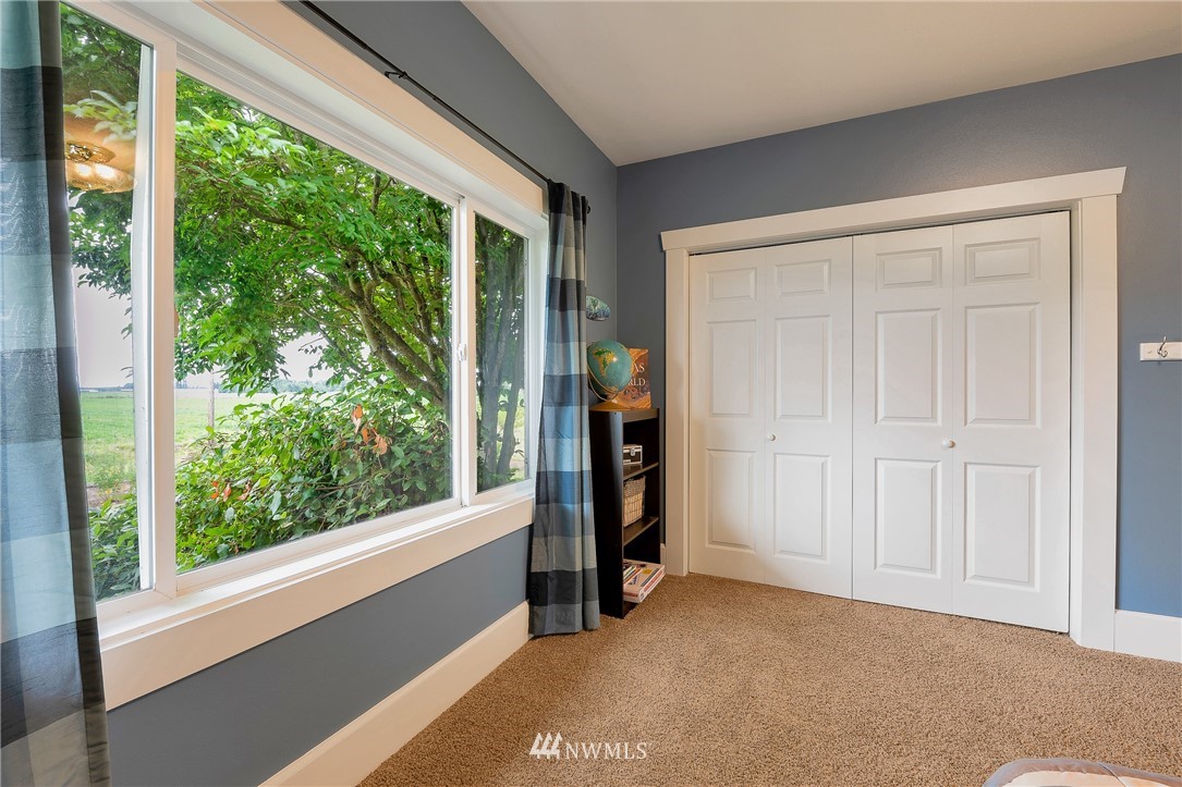 3114 Clearbrook Road Sumas, WA 98295 - Photo 13 of 25