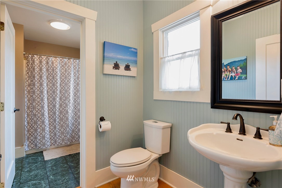 3114 Clearbrook Road Sumas, WA 98295 - Photo 14 of 25