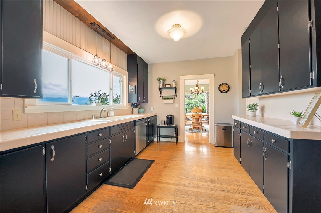 3114 Clearbrook Road Sumas, WA 98295 - Photo 8 of 25