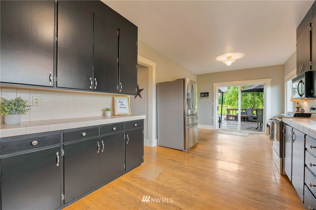 3114 Clearbrook Road Sumas, WA 98295 - Photo 9 of 25