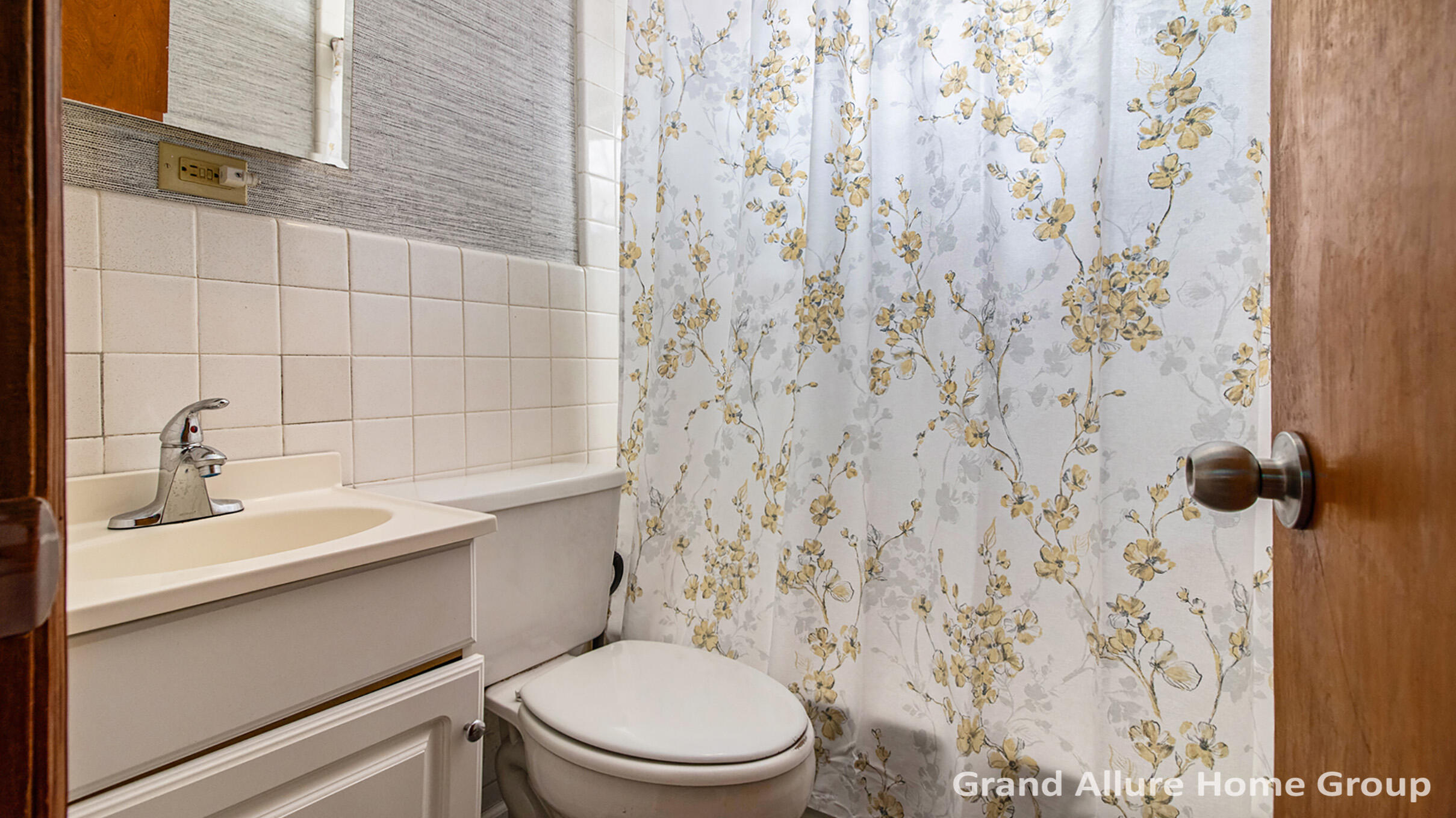 3650 Milan Avenue Southwest Wyoming, MI 49509 - Photo 12 of 17 _MG_9949