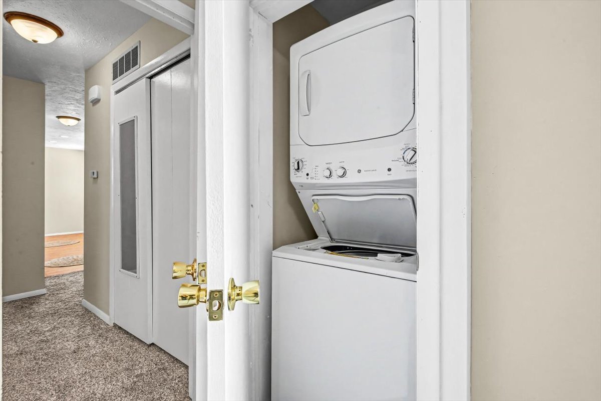 903 North Linden Street, Unit 18 Normal, IL 61761 - Photo 21 of 27