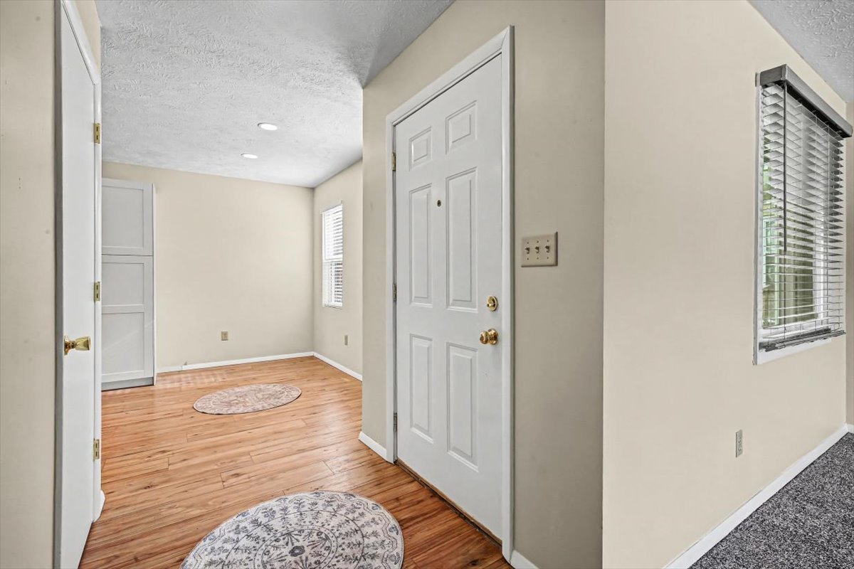 903 North Linden Street, Unit 18 Normal, IL 61761 - Photo 5 of 27