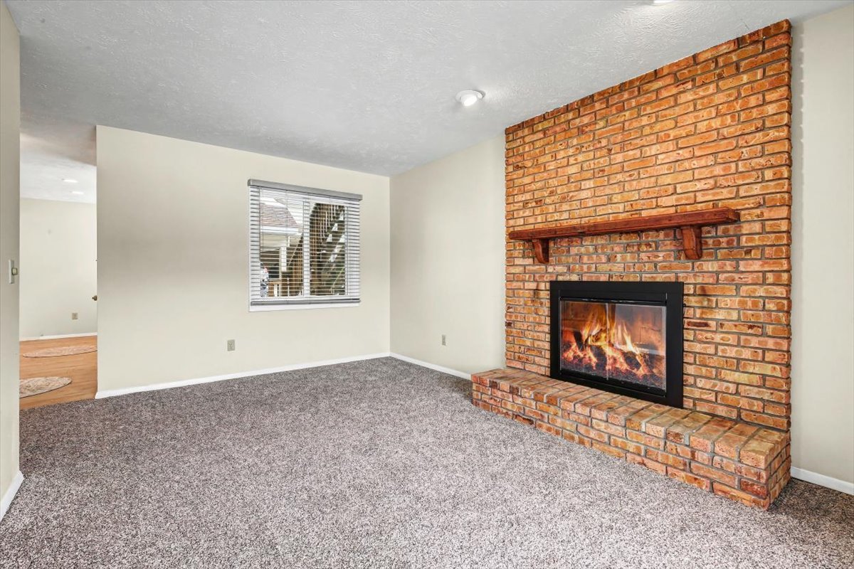 903 North Linden Street, Unit 18 Normal, IL 61761 - Photo 7 of 27