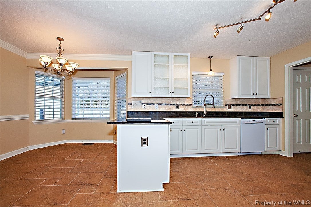 1002 Dare Road Yorktown, VA 23692 - Photo 22 of 44 Gallery Image 22