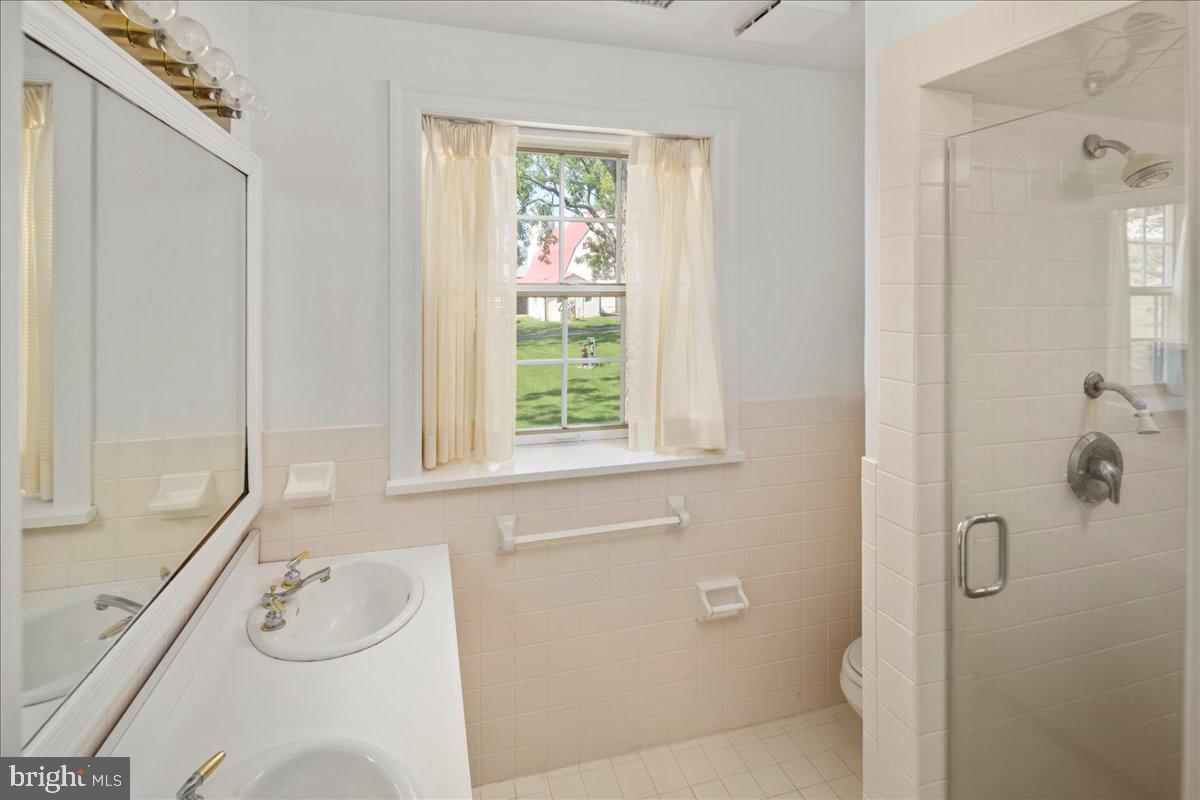 1315 Pineville Road, Unit MAIN New Hope, PA 18938 - Photo 23 of 34