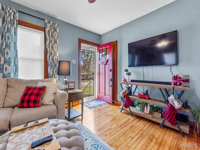 $225,000 | 239 North Main Street, Waterloo, IL 62298