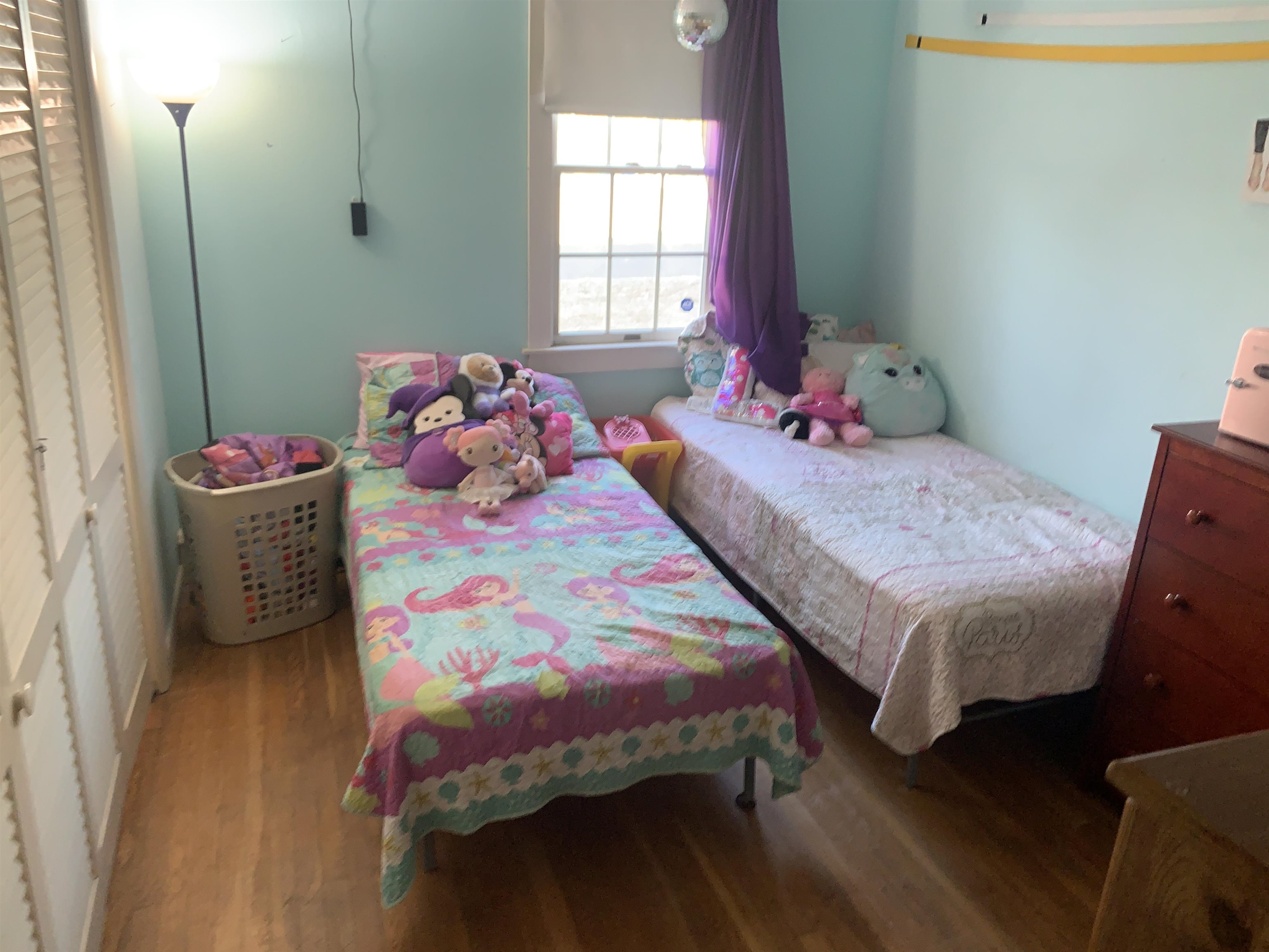 7 School Rio Grande, NJ 08242 - Photo 3 of 13 a bedroom with a bed and a window