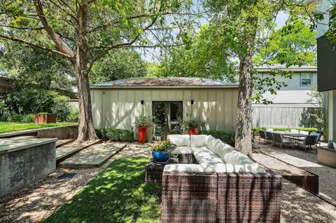 $1,725,000 | 1001 Daniel Drive, Austin, TX 78704