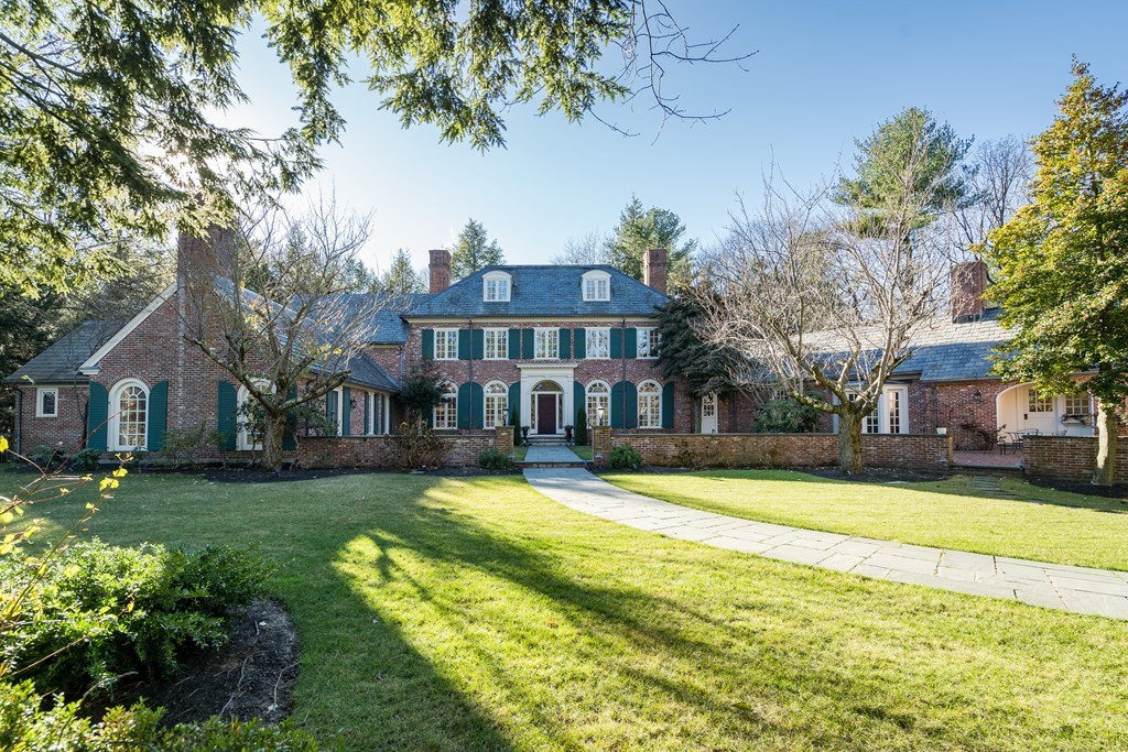 14 Dellbrook Road, Weston, MA 02493 Compass