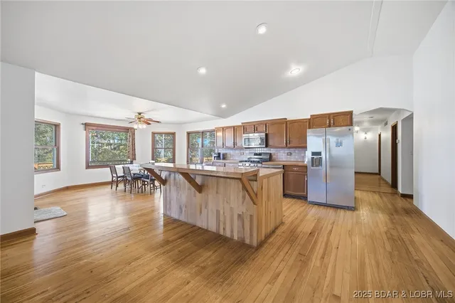 $699,900 | 27394 Cross Lane, Barnett, MO 65011