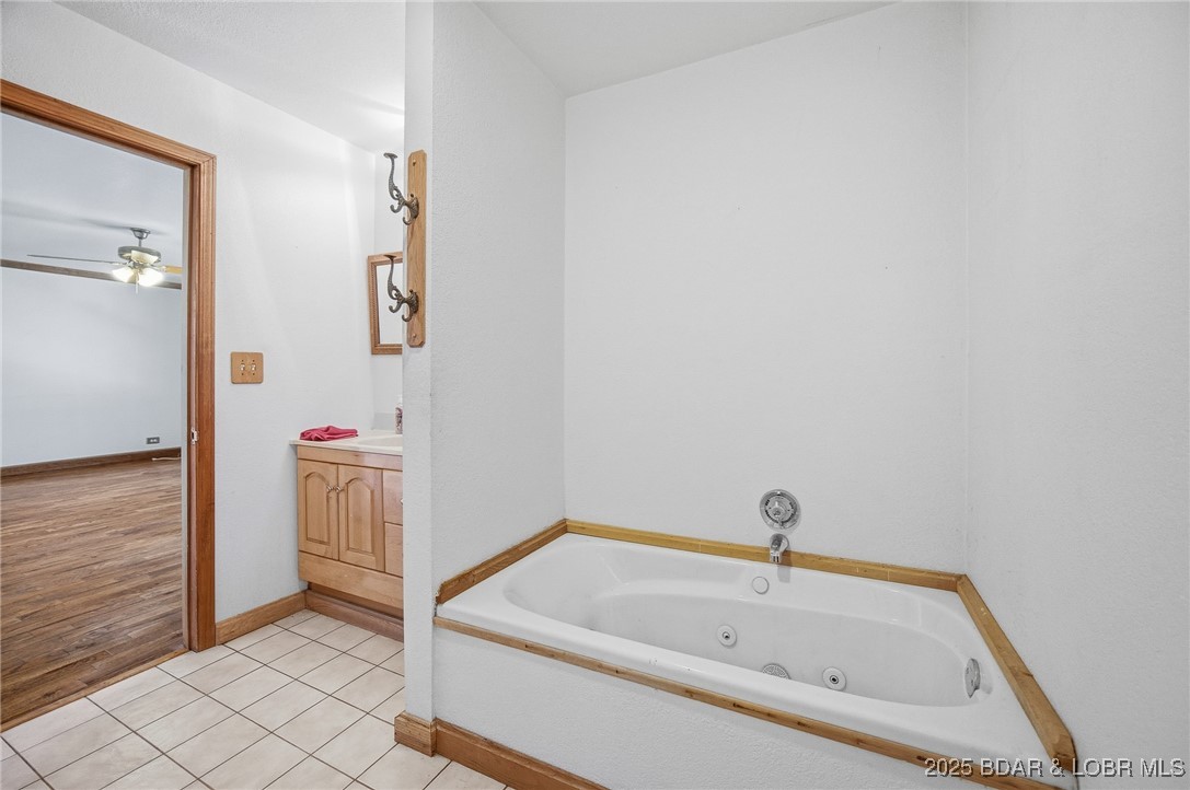 27394 Cross Lane Barnett, MO 65011 - Photo 29 of 65