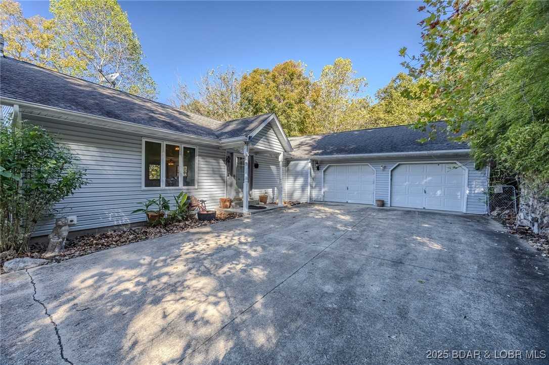 27394 Cross Lane Barnett, MO 65011 - Photo 4 of 65