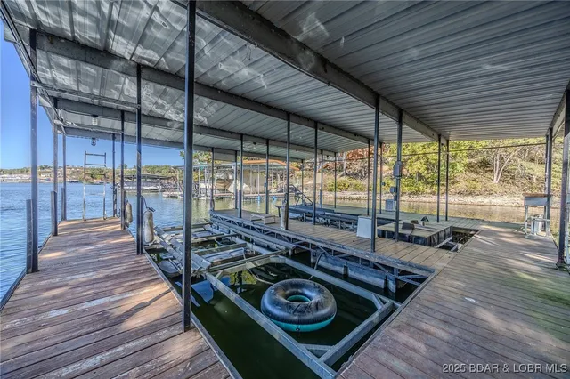 $699,900 | 27394 Cross Lane, Barnett, MO 65011