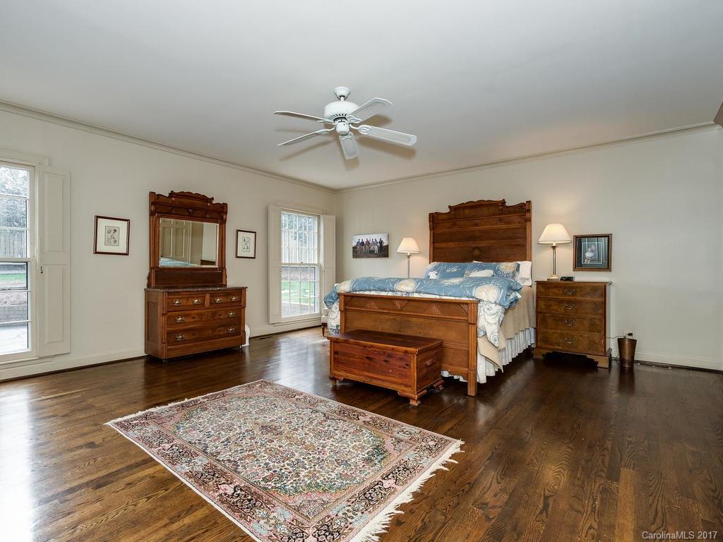 422 Ashworth Road Charlotte, NC 28211 - Photo 15 of 24 Gallery Image 15