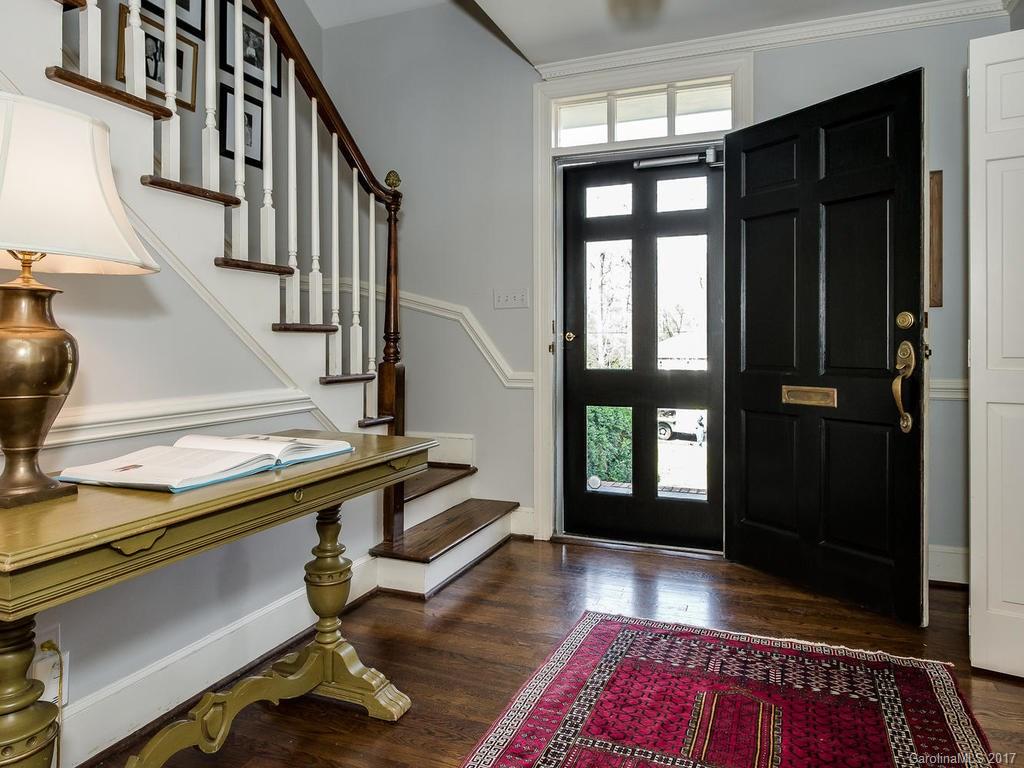 422 Ashworth Road Charlotte, NC 28211 - Photo 3 of 24 Gallery Image 3