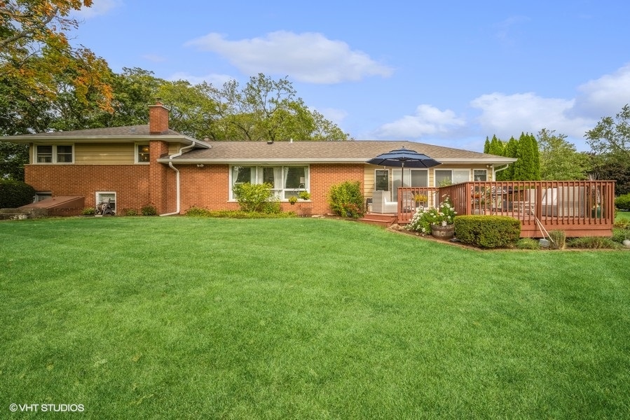 303 Lonsdale Road Prospect Heights, IL 60070 - Photo 3 of 23 Gallery Image 3
