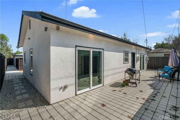 $3,600 | 22434 Berdon Street, Woodland Hills, CA 91367