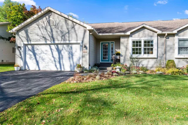 $546,000 | 442 Bittersweet Circle, Williston, VT 05495