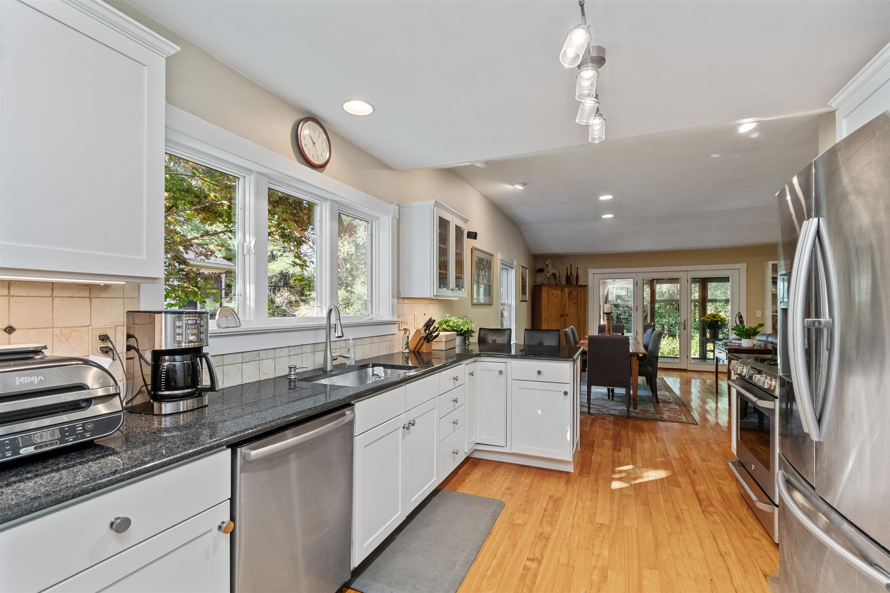 442 Bittersweet Circle Williston, VT 05495 - Photo 19 of 42