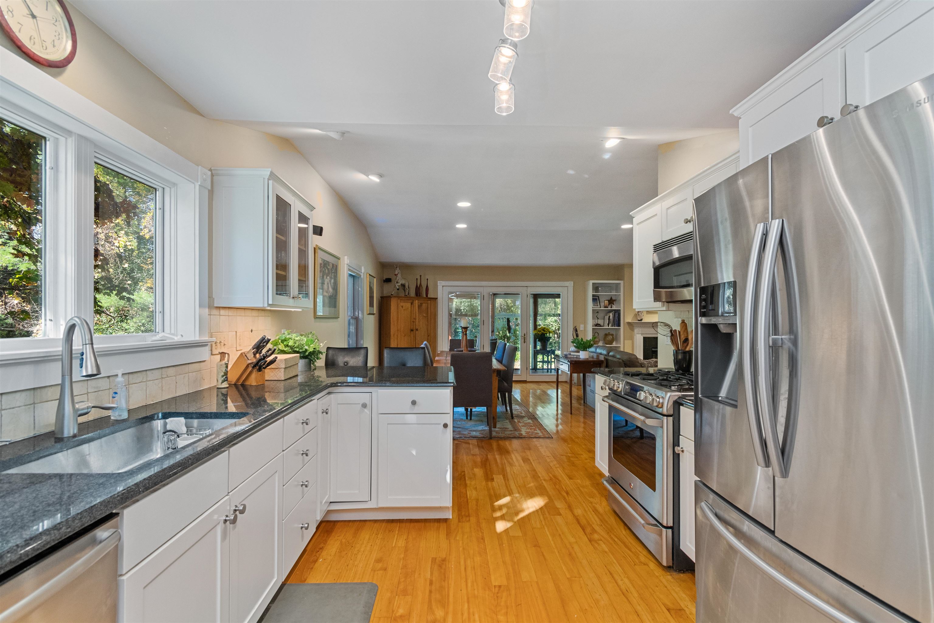 442 Bittersweet Circle Williston, VT 05495 - Photo 20 of 42