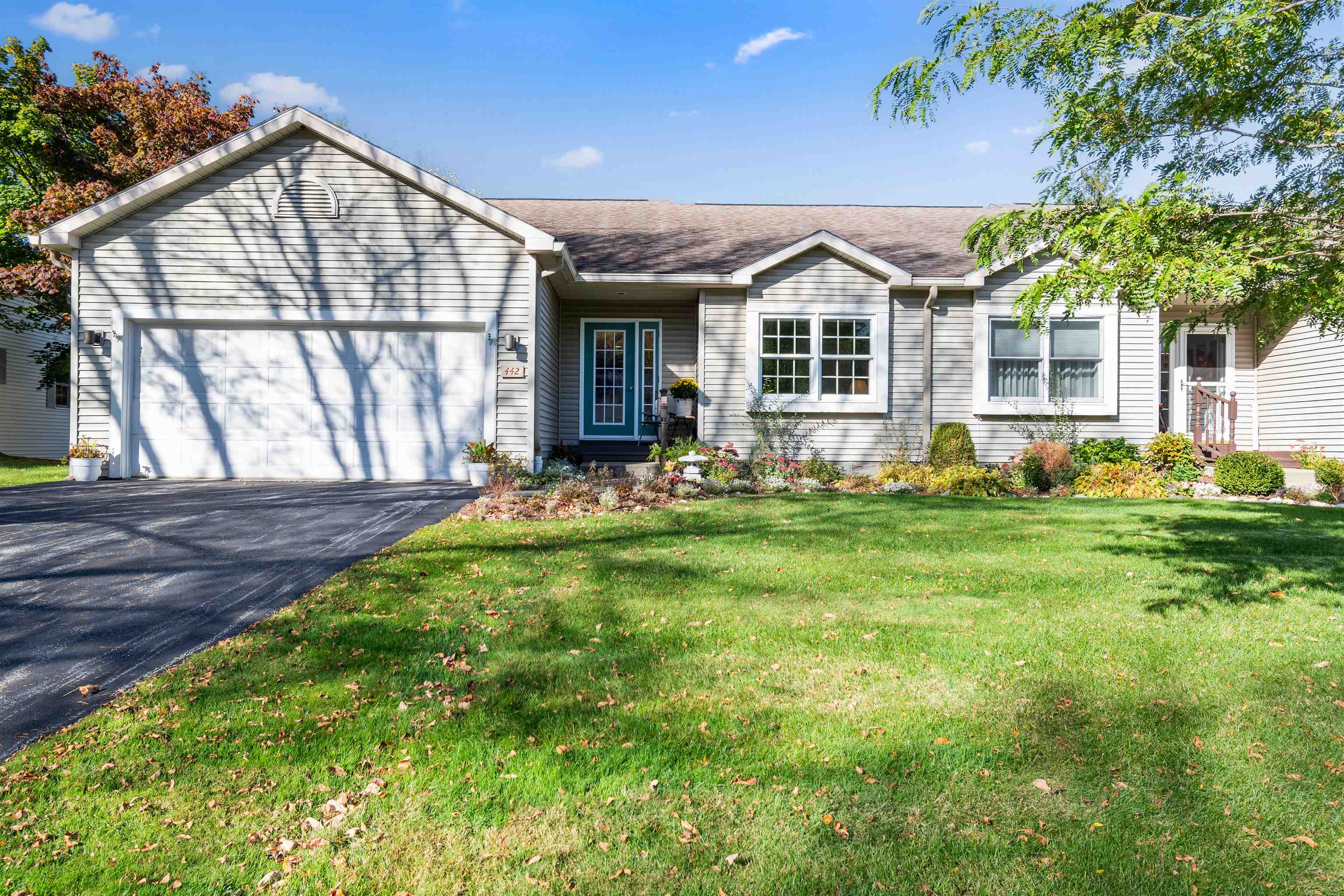 442 Bittersweet Circle Williston, VT 05495 - Photo 38 of 42