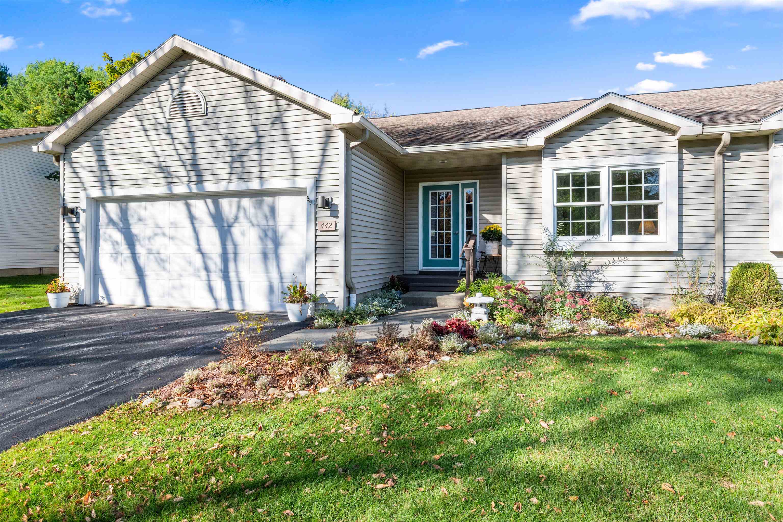 442 Bittersweet Circle Williston, VT 05495 - Photo 39 of 42