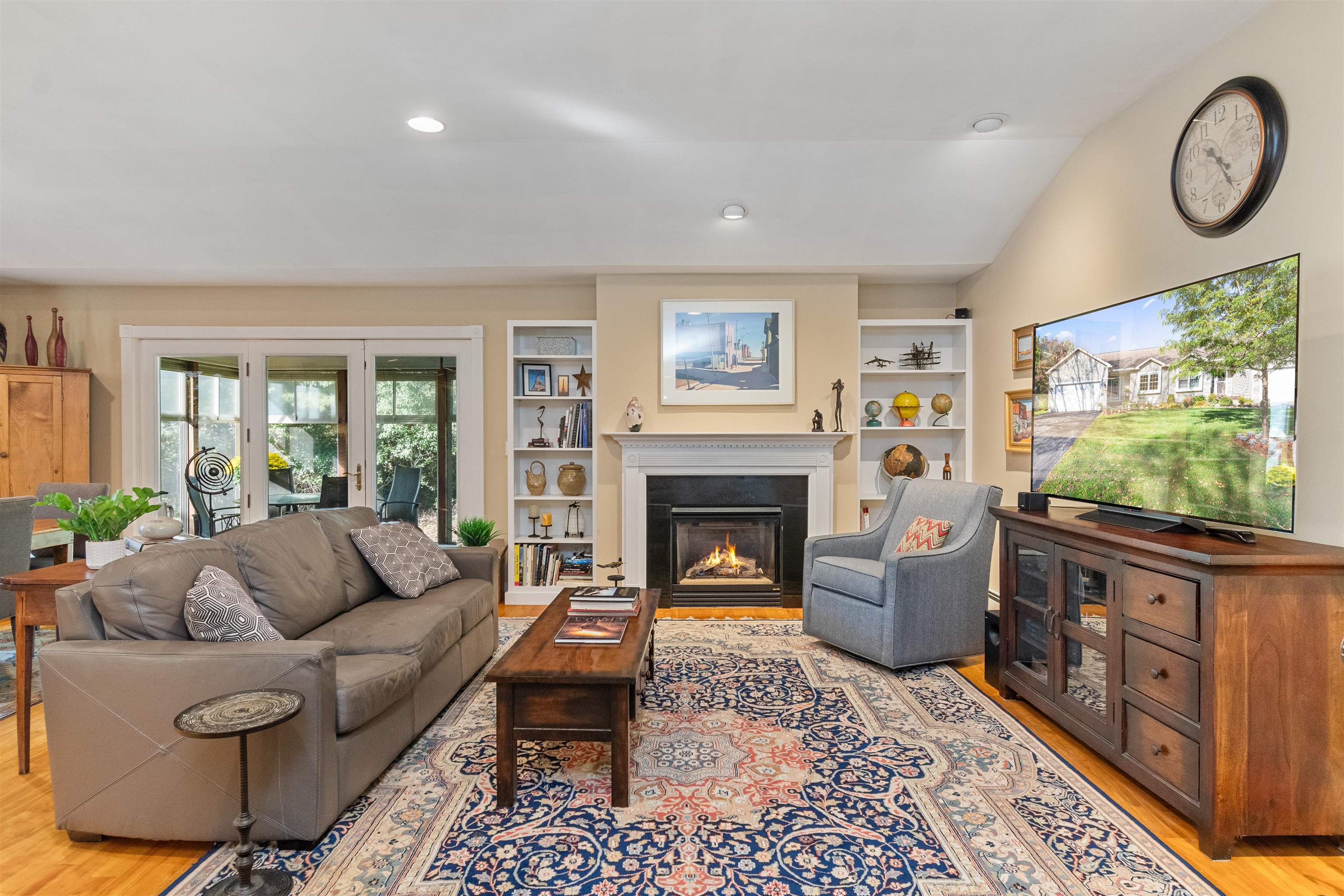 442 Bittersweet Circle Williston, VT 05495 - Photo 5 of 42