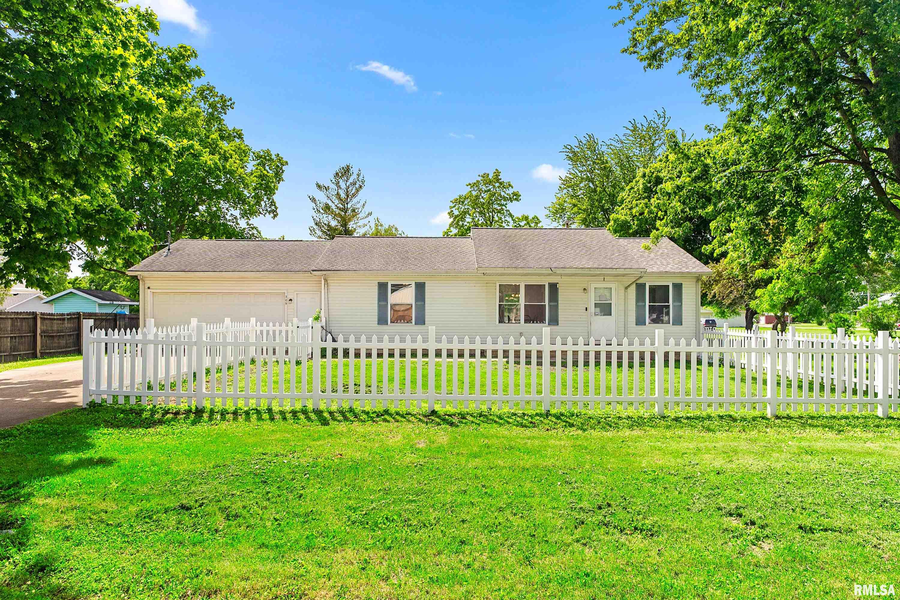 309 North 3rd Street Secor, IL 61771 - Photo 1 of 27