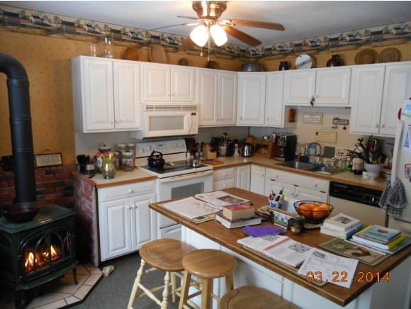 128 Jenneville Road Hartland, VT 05089 - Photo 8 of 29