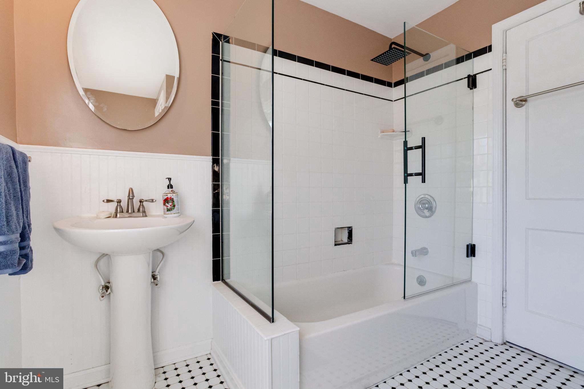 213 South Tyrone Road Baltimore, MD 21212 - Photo 13 of 62