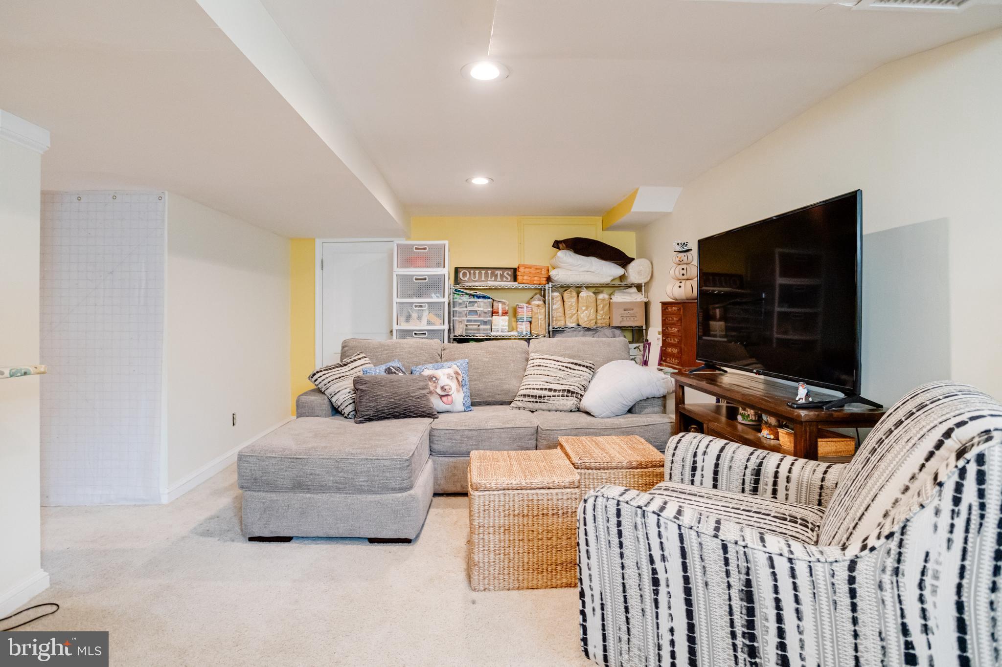 213 South Tyrone Road Baltimore, MD 21212 - Photo 7 of 62