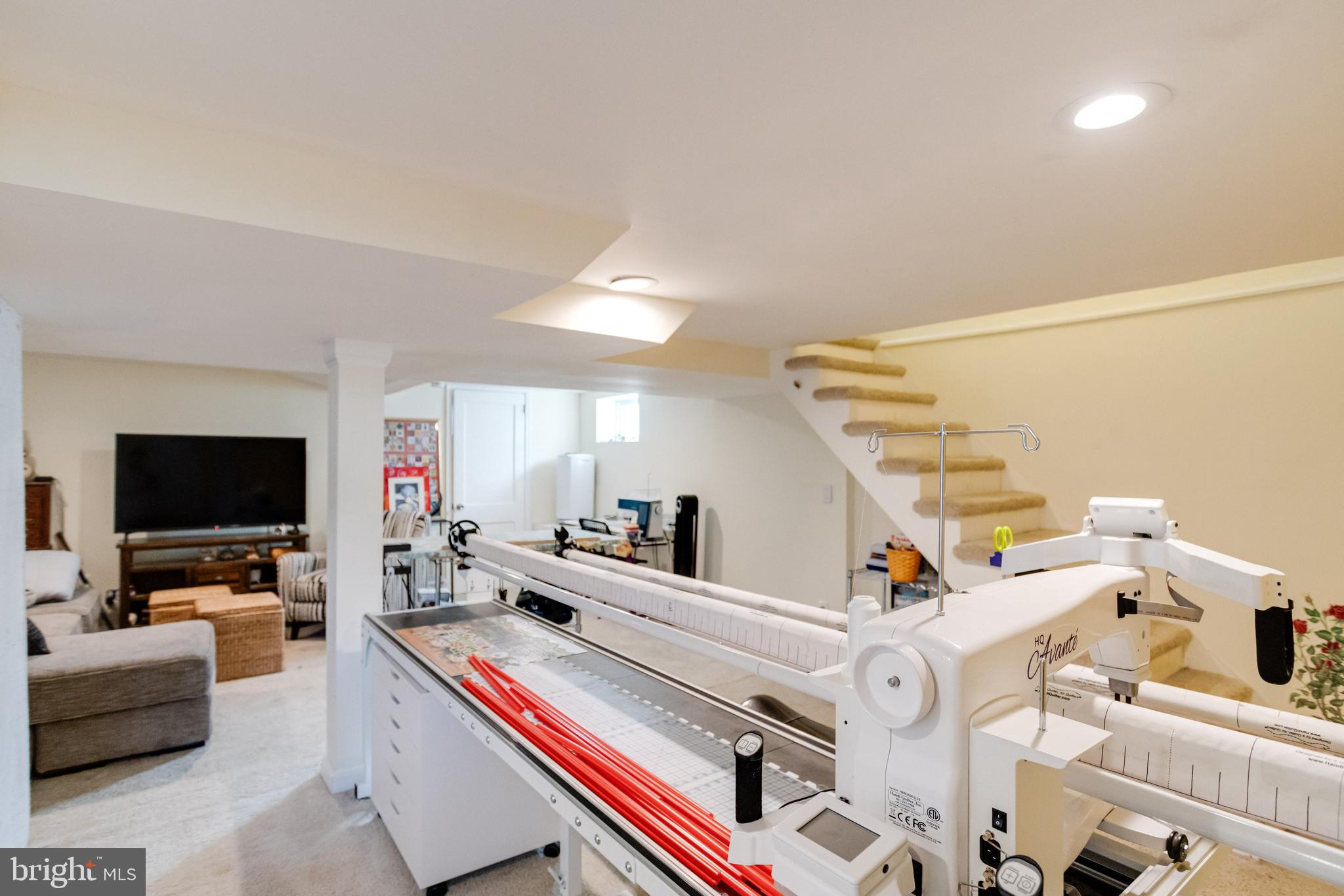 213 South Tyrone Road Baltimore, MD 21212 - Photo 9 of 62