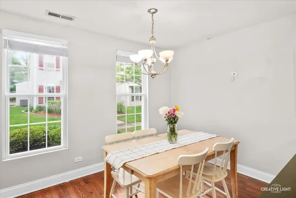 $285,000 | 241 West Washington Street, Oswego, IL 60543