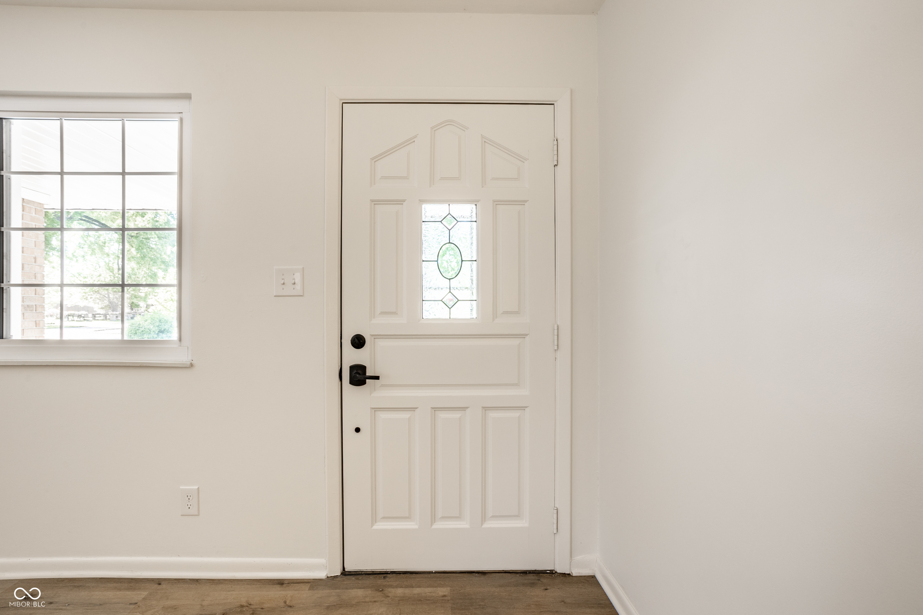 8630 South McGregor Road Indianapolis, IN 46259 - Photo 5 of 29