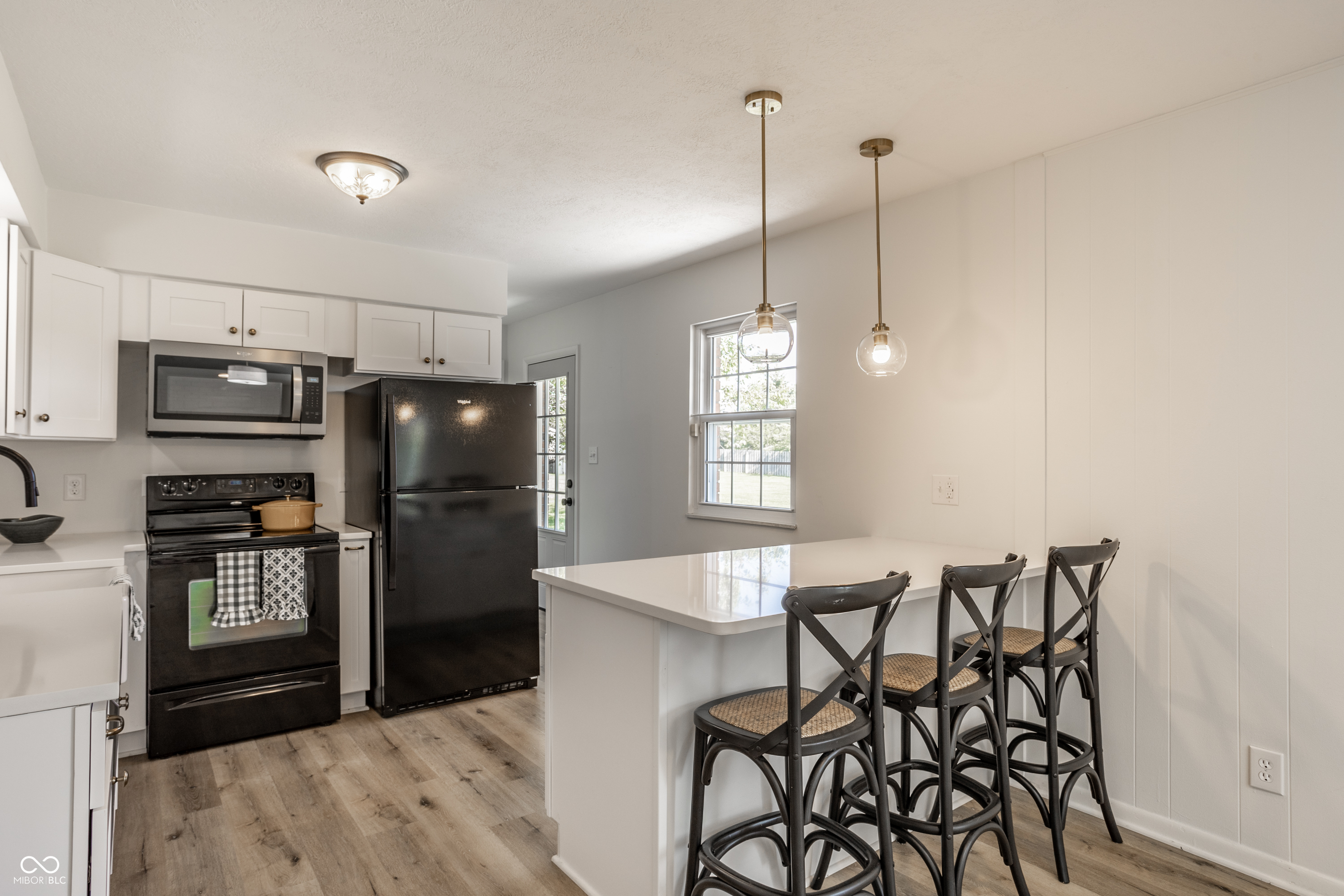 8630 South McGregor Road Indianapolis, IN 46259 - Photo 6 of 29