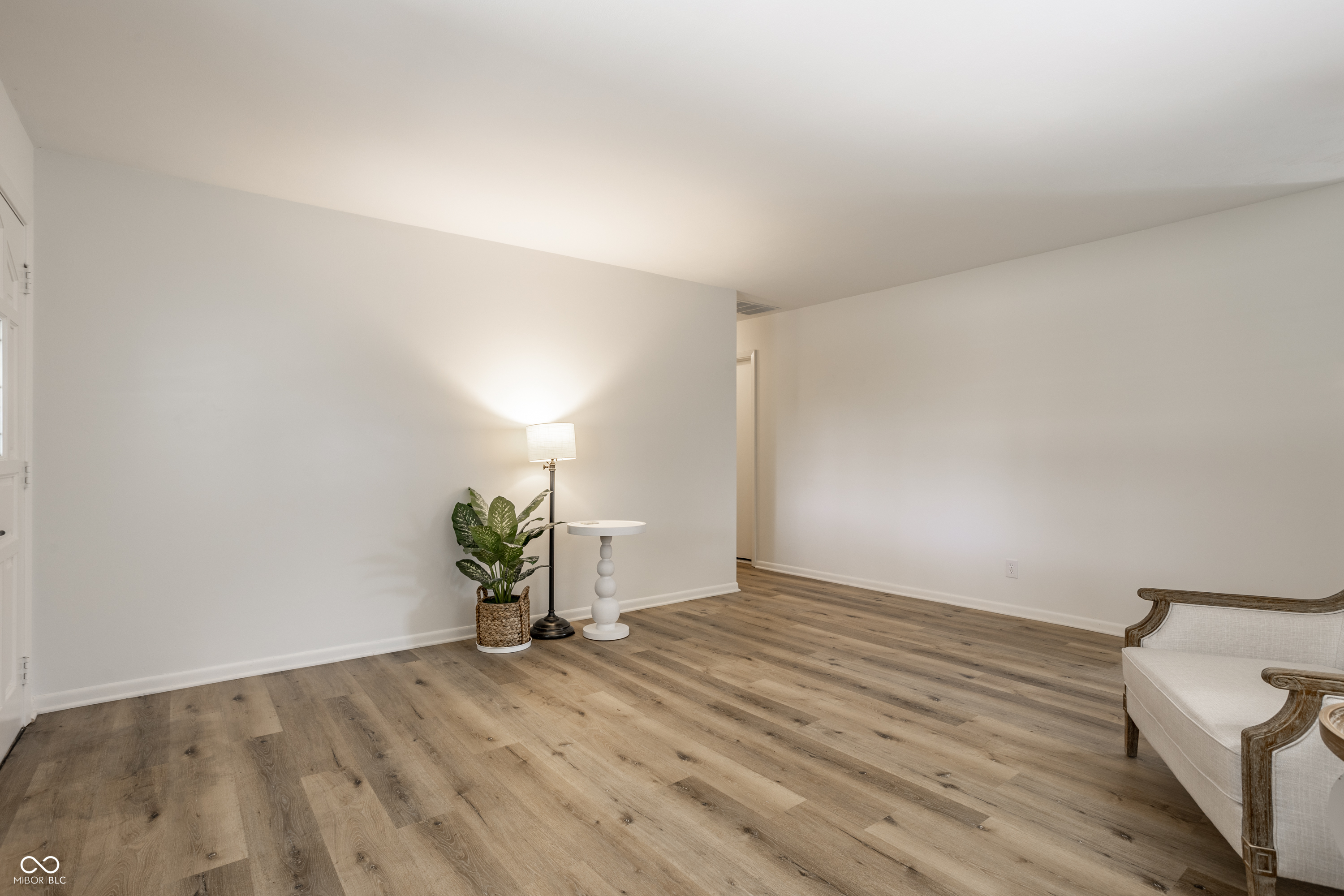 8630 South McGregor Road Indianapolis, IN 46259 - Photo 8 of 29