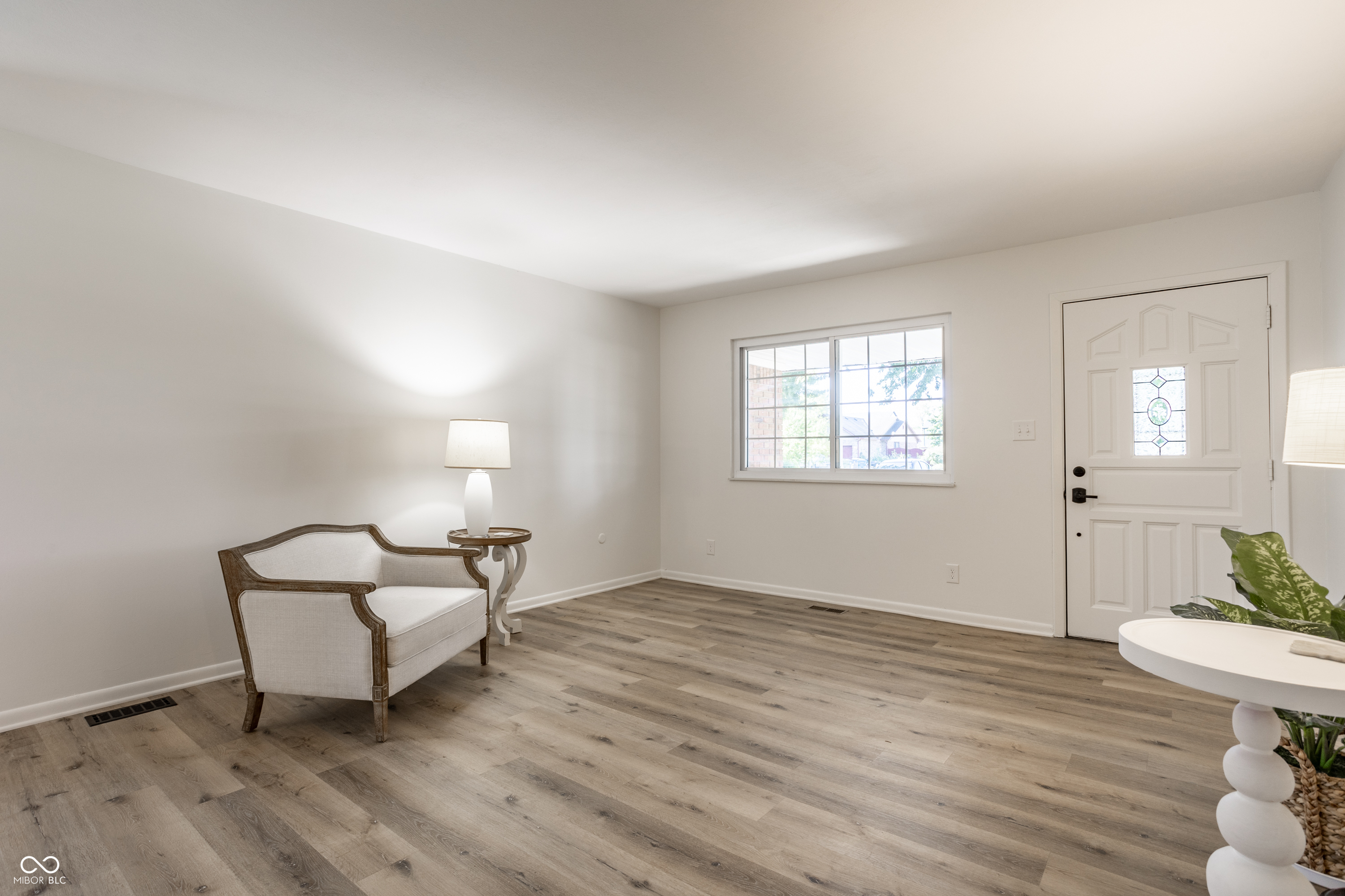 8630 South McGregor Road Indianapolis, IN 46259 - Photo 10 of 29