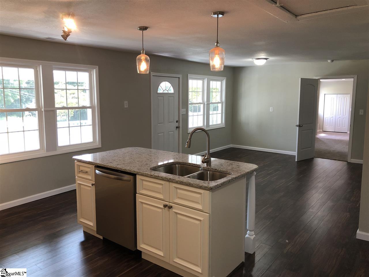 359 Belvue Road Travelers Rest, SC 29690 - Photo 6 of 18